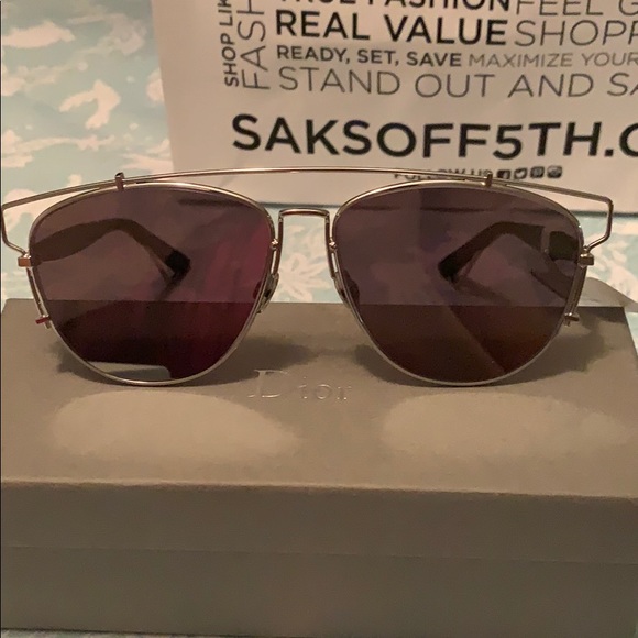 Brand new Dior sunglasses - Picture 2 of 4